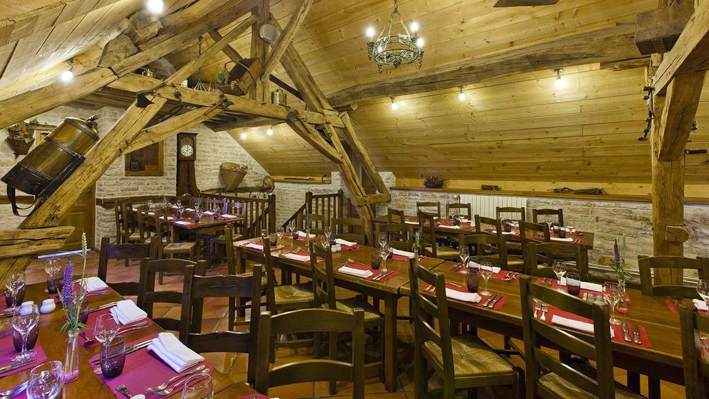 Hotel De La Beursaudiere Nitry Екстер'єр фото