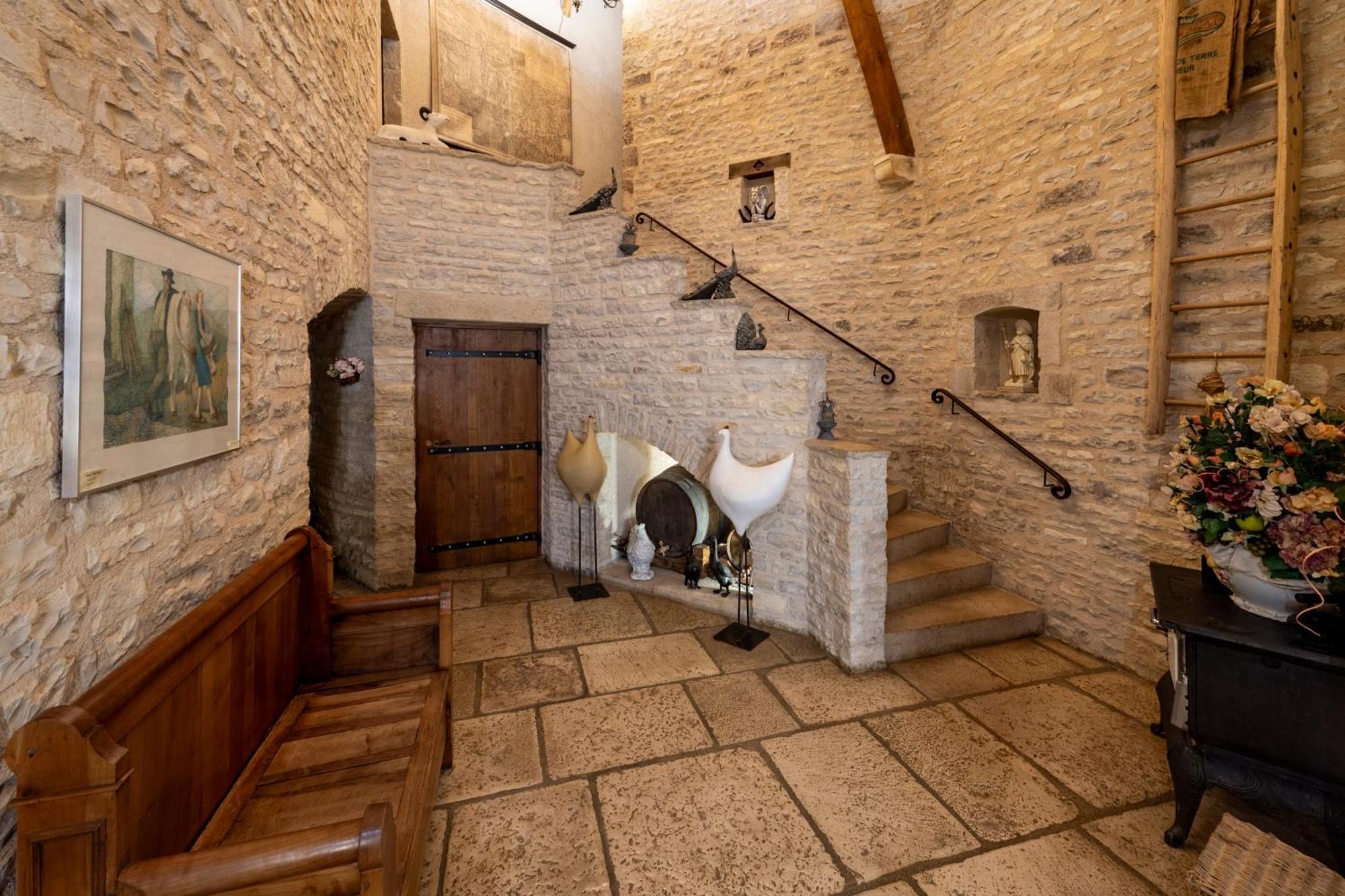 Hotel De La Beursaudiere Nitry Екстер'єр фото