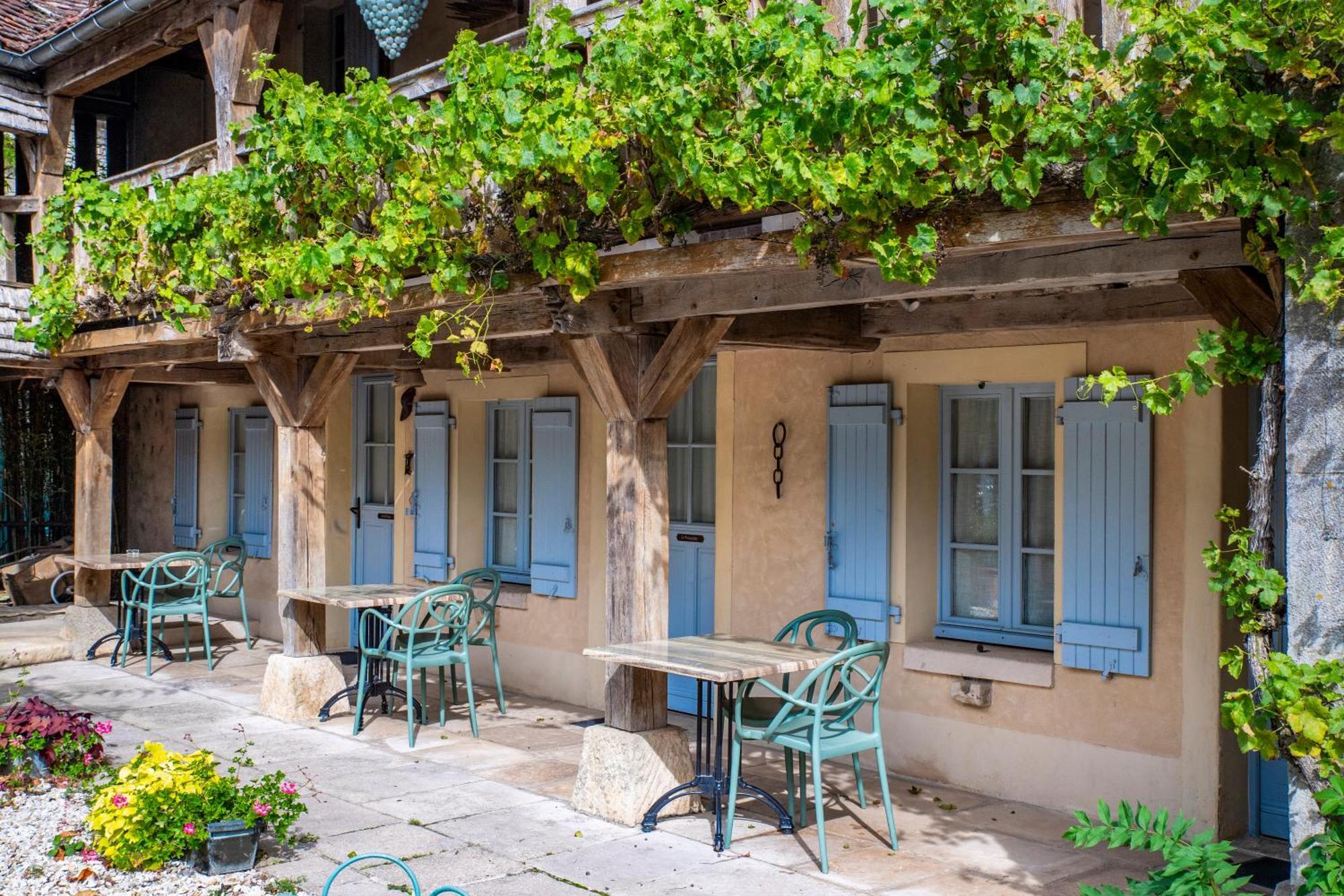 Hotel De La Beursaudiere Nitry Екстер'єр фото