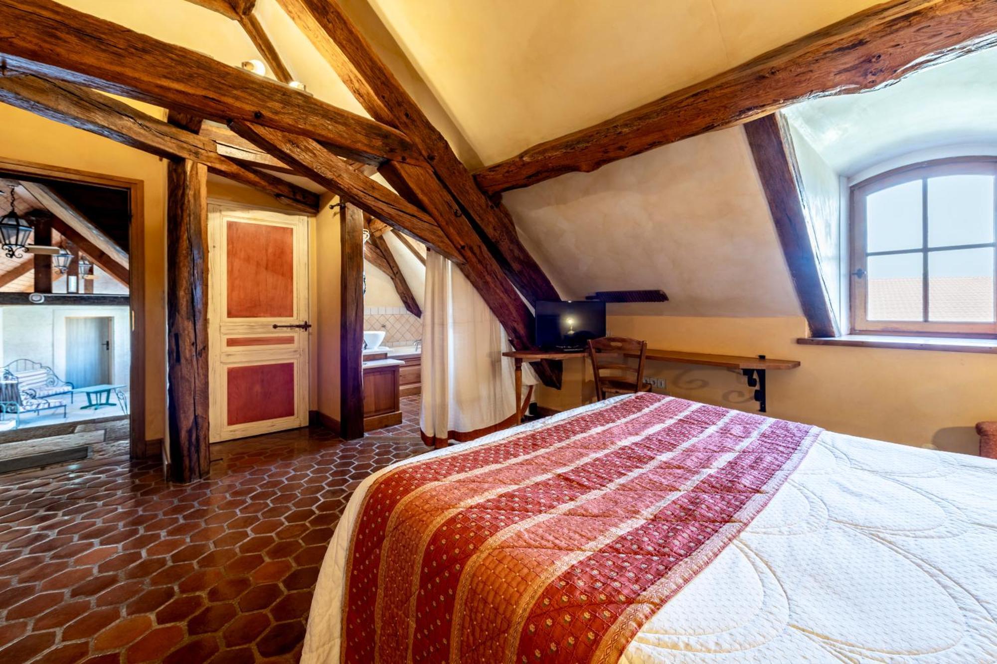 Hotel De La Beursaudiere Nitry Екстер'єр фото