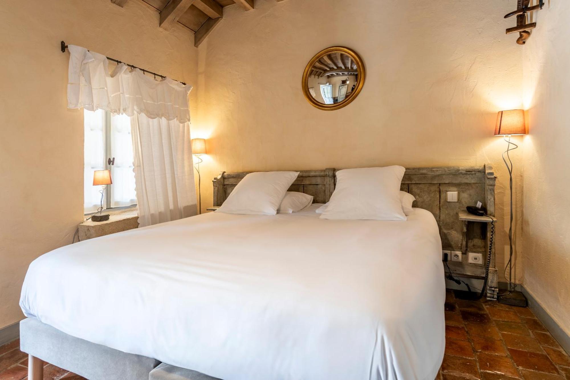 Hotel De La Beursaudiere Nitry Екстер'єр фото